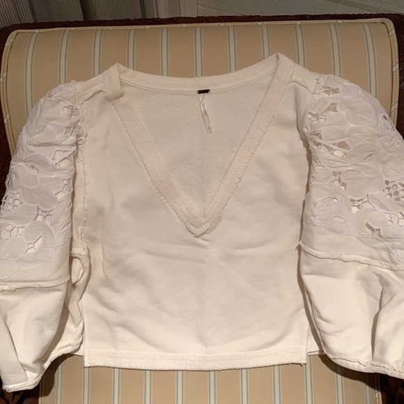 FREE PEOPLE ALYSSA ROSE COTTON PULLOVER CROPPED WITH LACE DETAILING SIZE SMALL - Picture 7 of 9